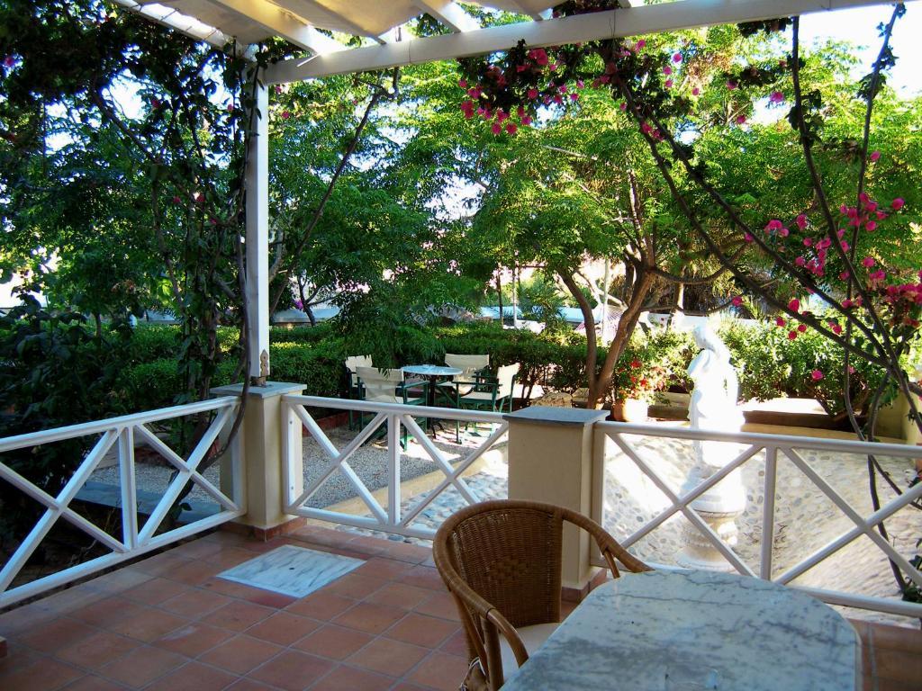 Emilia Luxury Apartments Mégas Yialós-Nítes Rom bilde